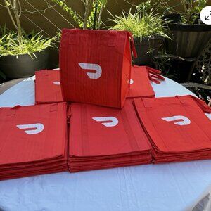 HUGE Lot of 25 ~ DOORDASH ~ 13x15x9 ~ Zippered Insulated Delivery Bag / Tote ~